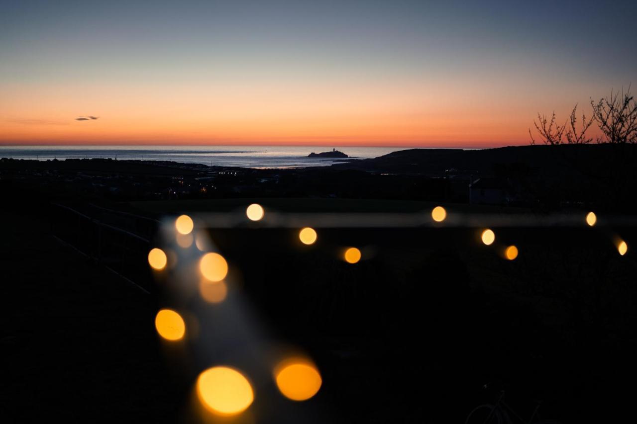 Spacious Sea-View Apt. Overlooking St Ives Bay Gwithian Εξωτερικό φωτογραφία